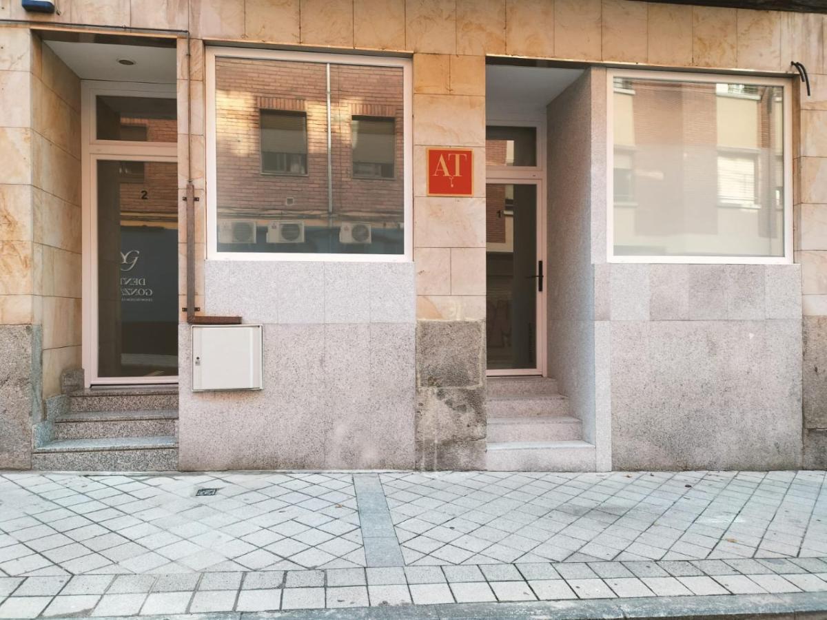 Apartamentos La Brava By Gaiarooms Salamanca Luaran gambar